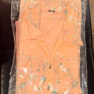 Embroidered Peach Button-Up Coat Set ‼️ NEWWW‼️